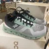 Cloud nova shoe pallet